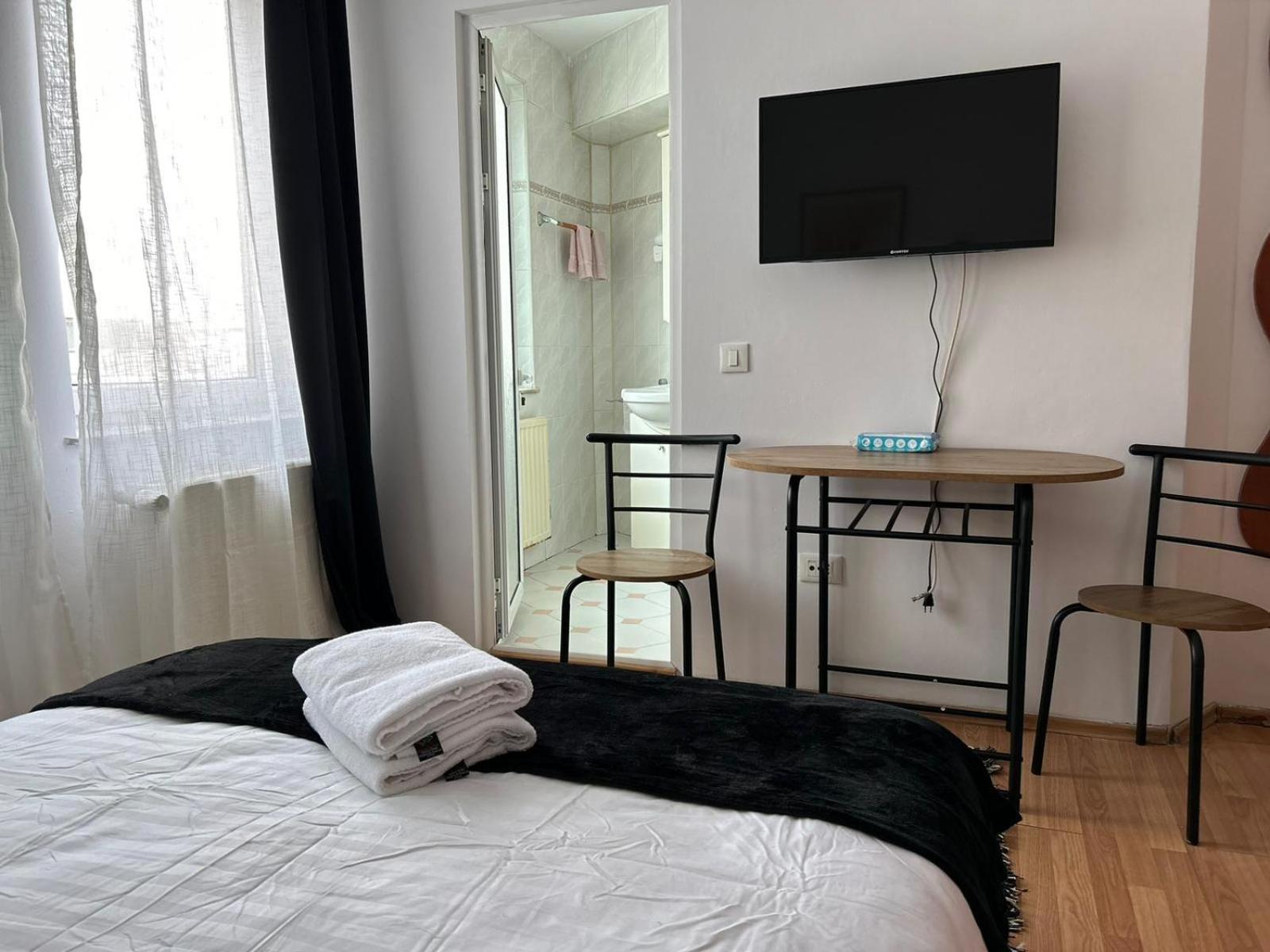 Ambra Room'S Brașov Exterior foto