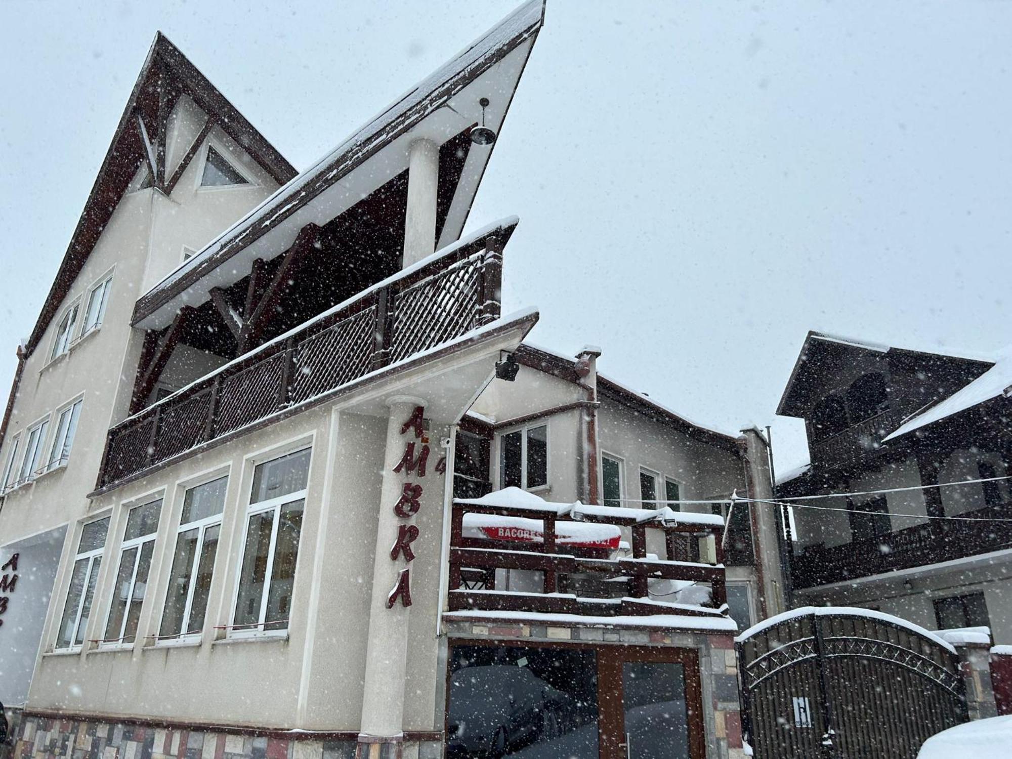 Ambra Room'S Brașov Exterior foto