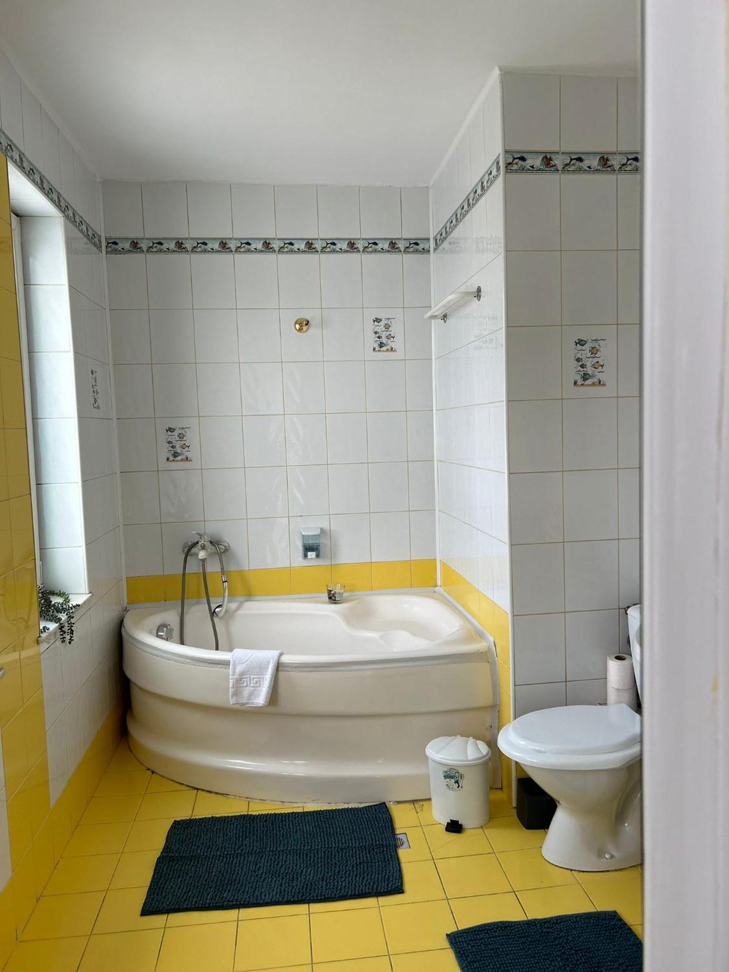 Ambra Room'S Brașov Exterior foto